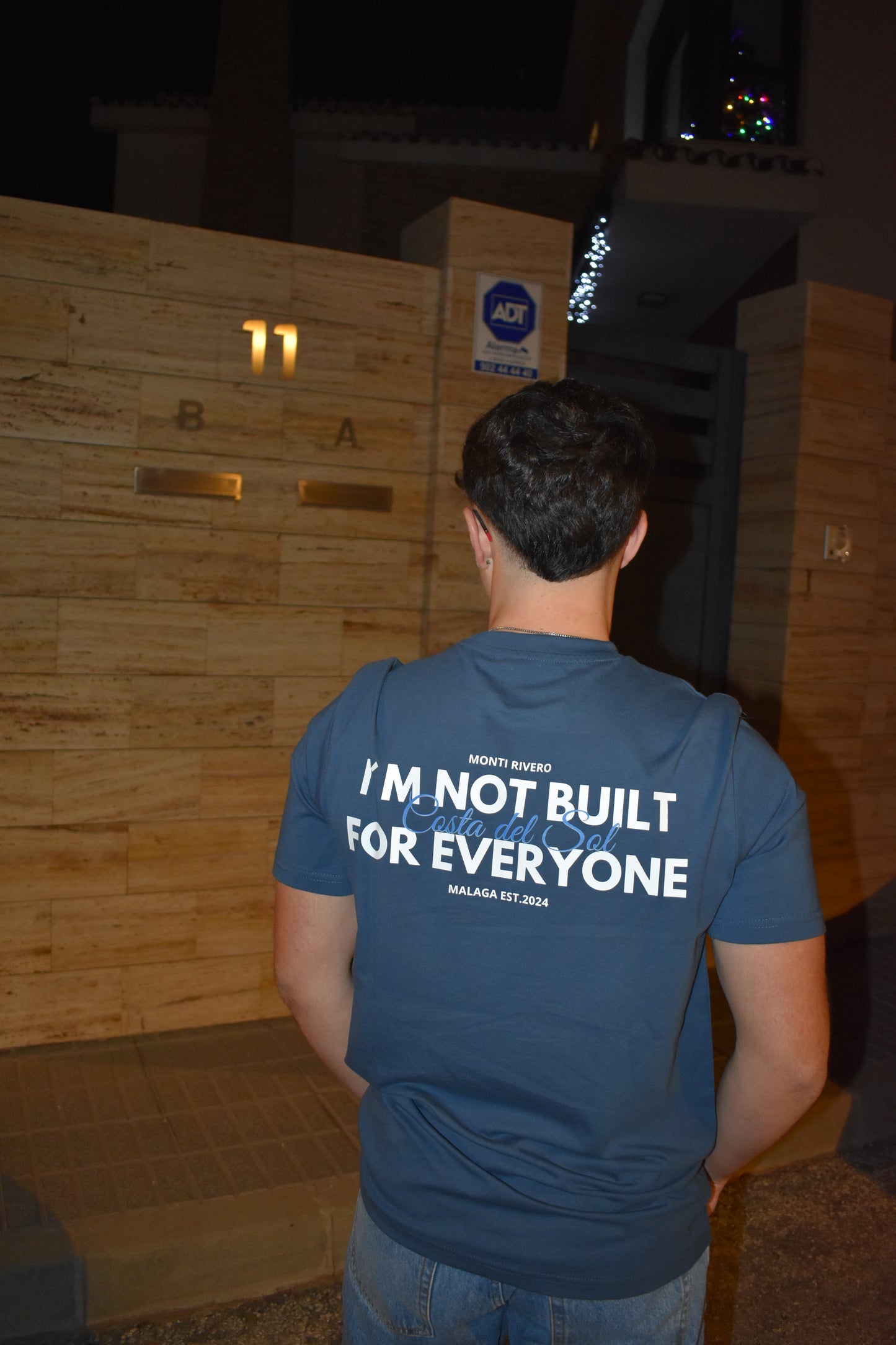 Blue T-SHIRT ¨IM´NOT BUILT FOR EVERYONE¨ edition