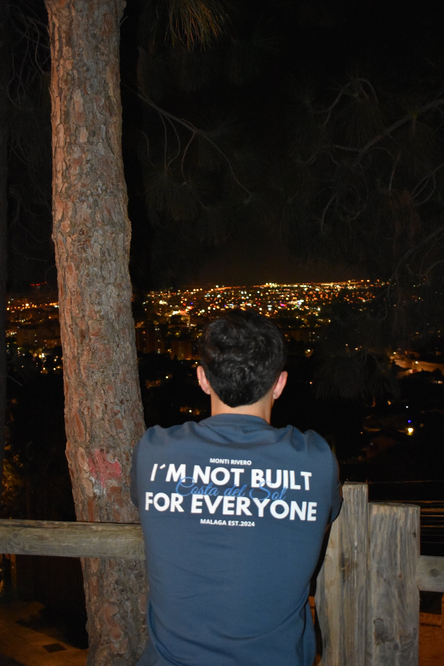 Blue T-SHIRT ¨IM´NOT BUILT FOR EVERYONE¨ edition